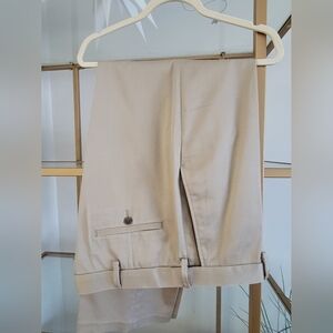 NWOT Men's Haggar Classic Fit No Iron Premium Khakis 38X32